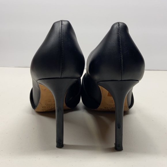 Vince. Leather Pointy Heels - Picture 5 of 9